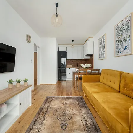 Miedziana Stylish & Cosy With Balcony By Renters Apartment *